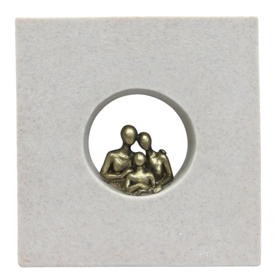 Hole-Hearted Love 18x4x19cm