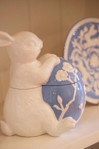 Bunny Blossom Chocolate Box 51x36x24cm