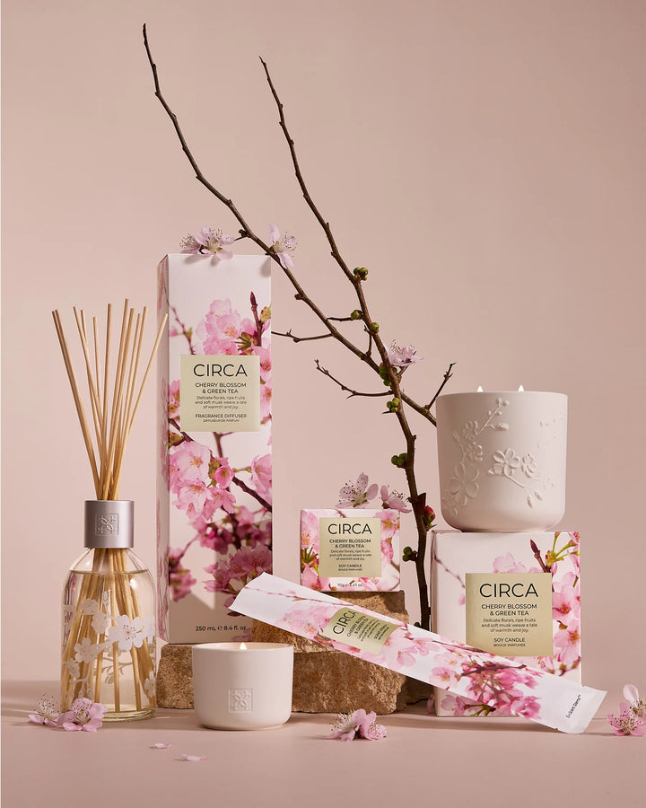 Circa 70G Candle Cherry Blossom & Green Tea