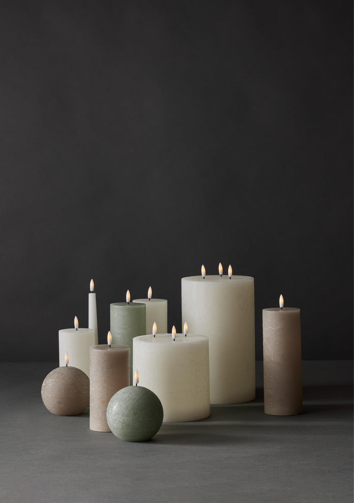 Hughe LED Candle White Pillar 7.5x7.5x15cm