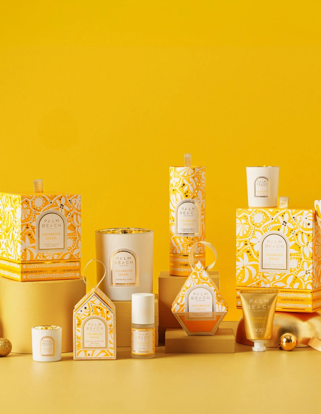 Palm Beach Collection Standard Candle 420g Celebrate Soleil