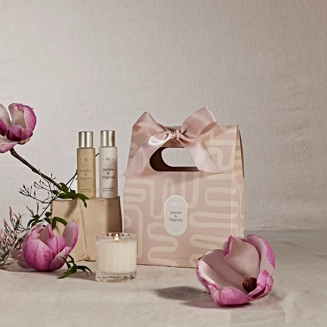 Circa Gift Bag Set (60g candle 50ml Hand Wash & Hand Lotion) Jasmine & Magnolia Mothers Day