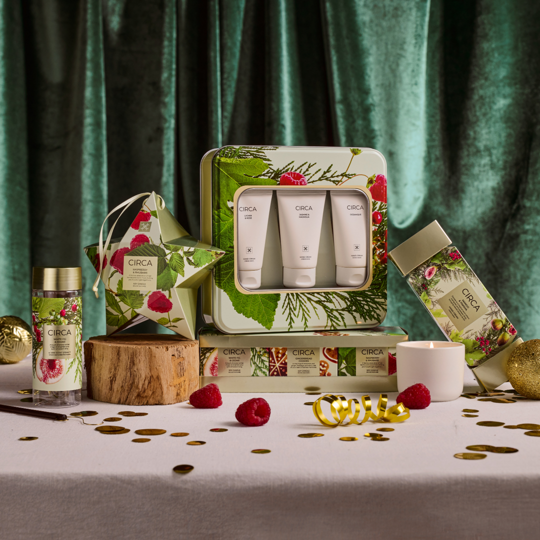 Circa 3x70g Candle Trio - Christmas - (Raspberry &amp; Rhubarb, White Fig &amp; Cedar, Gingerbread Cookies)