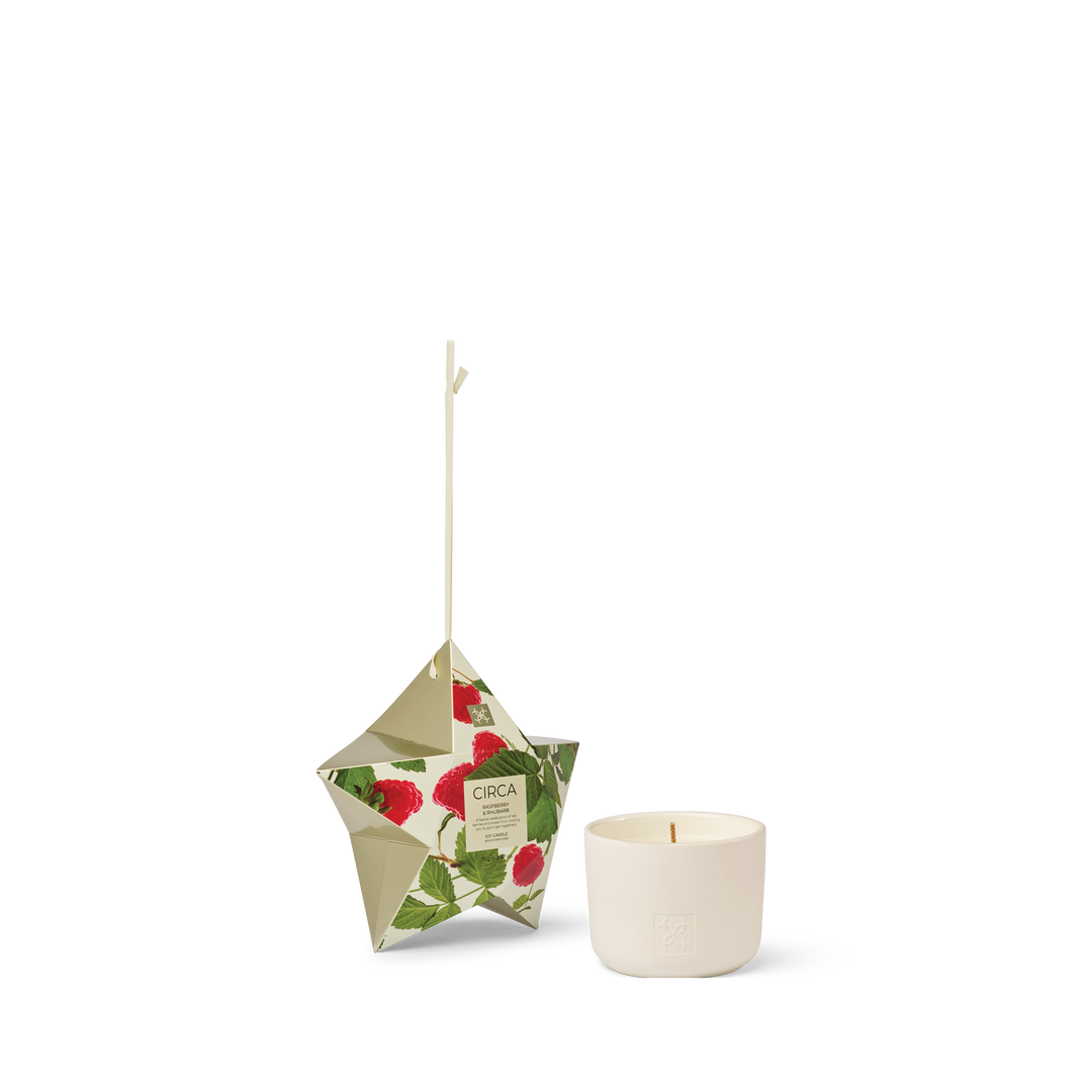 Circa 70g bauble Candle - Christmas - Raspberry &amp; Rhubarb
