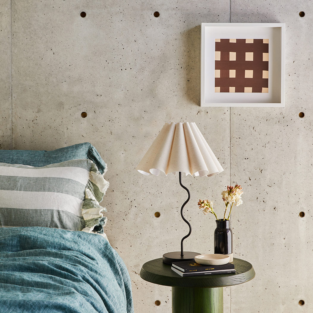 Cora Table Lamp Black / Natural