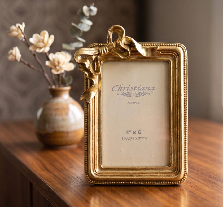 Vintage Bow 10x15cm Frame Gold