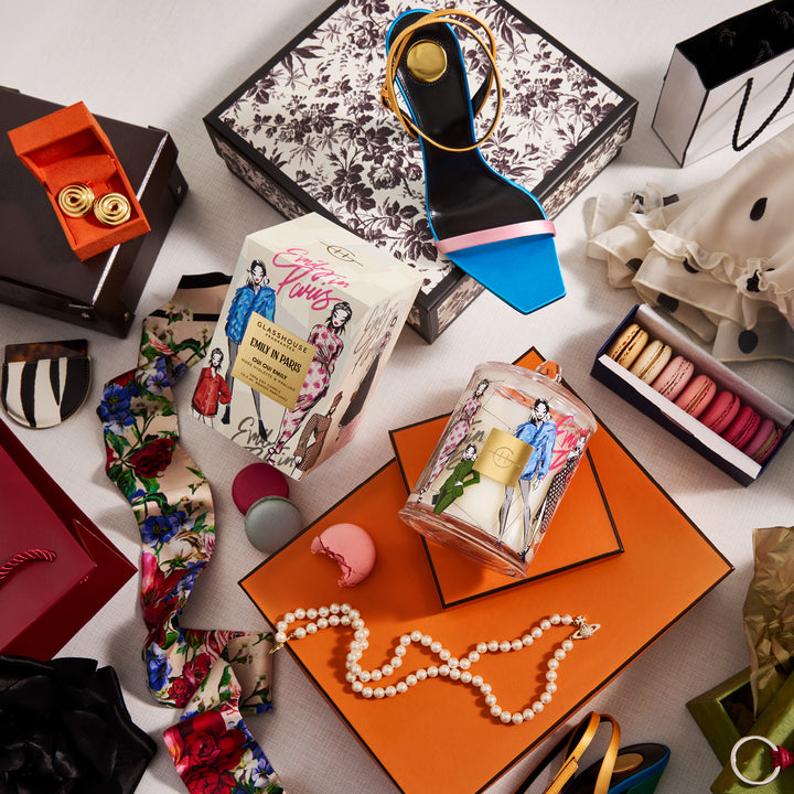 Glasshouse Fragrances 380g Candle Emily In Paris - Oui Oui Emily