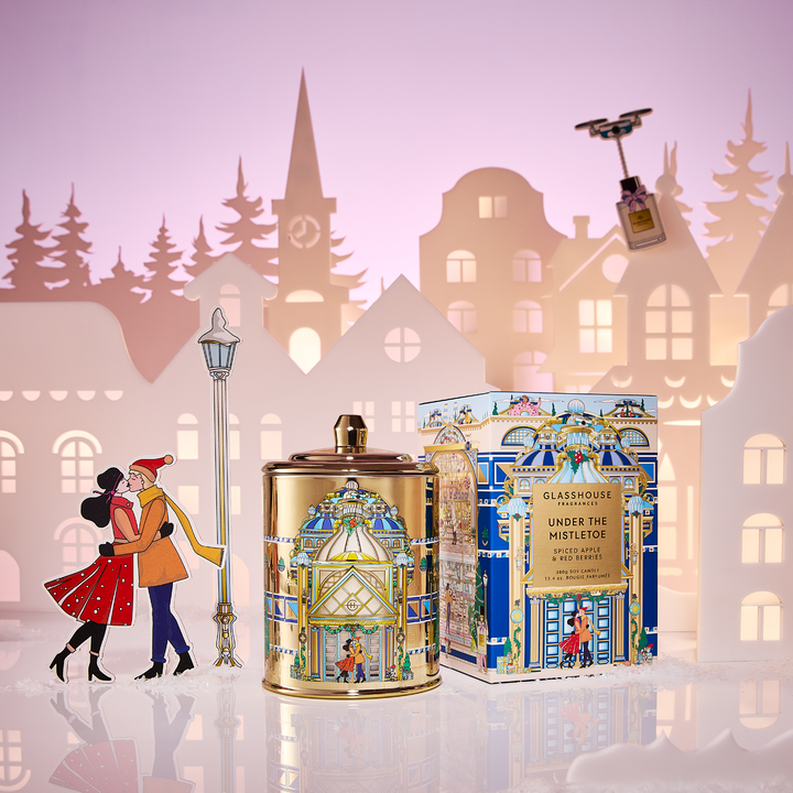 Glasshouse 380g Candle - Under The Mistletoe