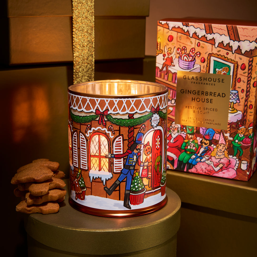 Glasshouse Fragrances 380g Candle - Christmas - Gingerbread House