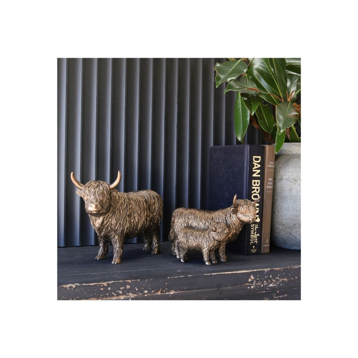 Highland Cow 18x25x9cm