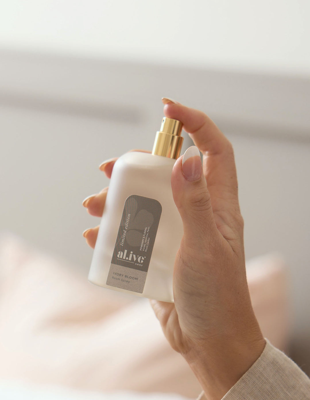 Al.ive Body Ivory Bloom- Room Spray 100ml