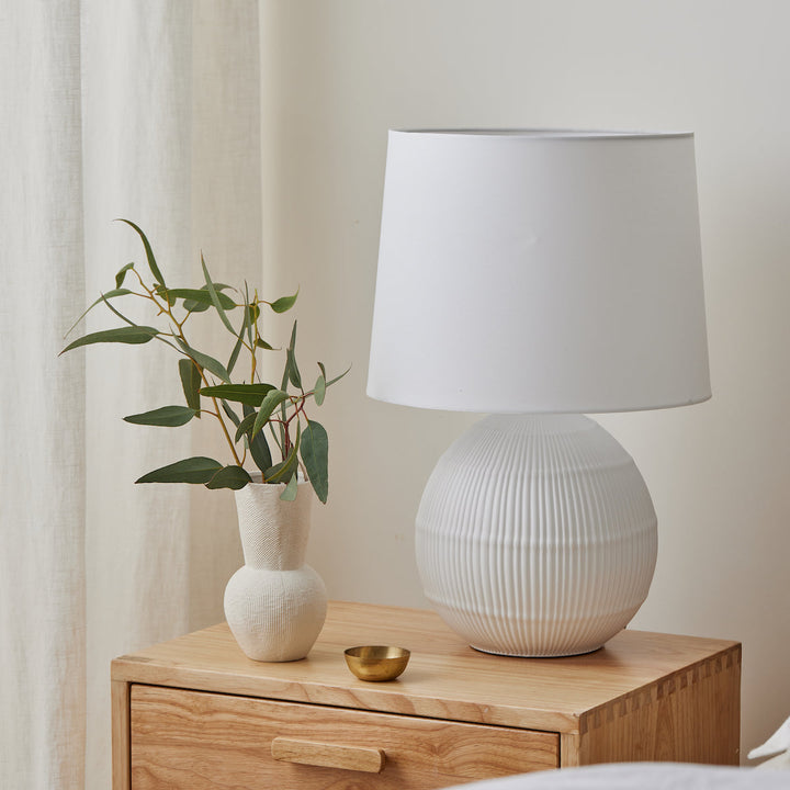 Kennedy White Lamp 51cm