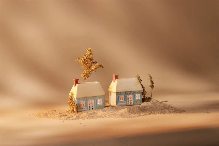 English Cottage Style Incense & Tea Light Holder