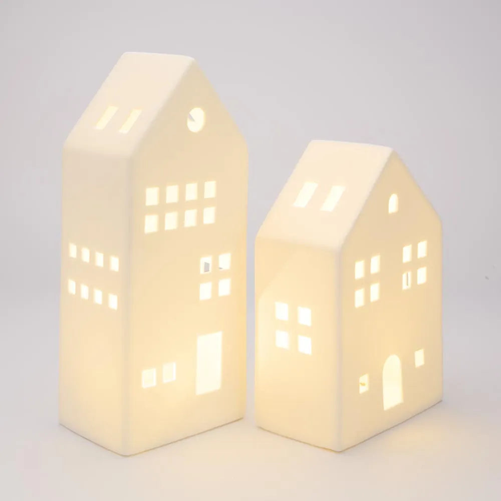Light Up Porcelain House White Medium 6x15cm