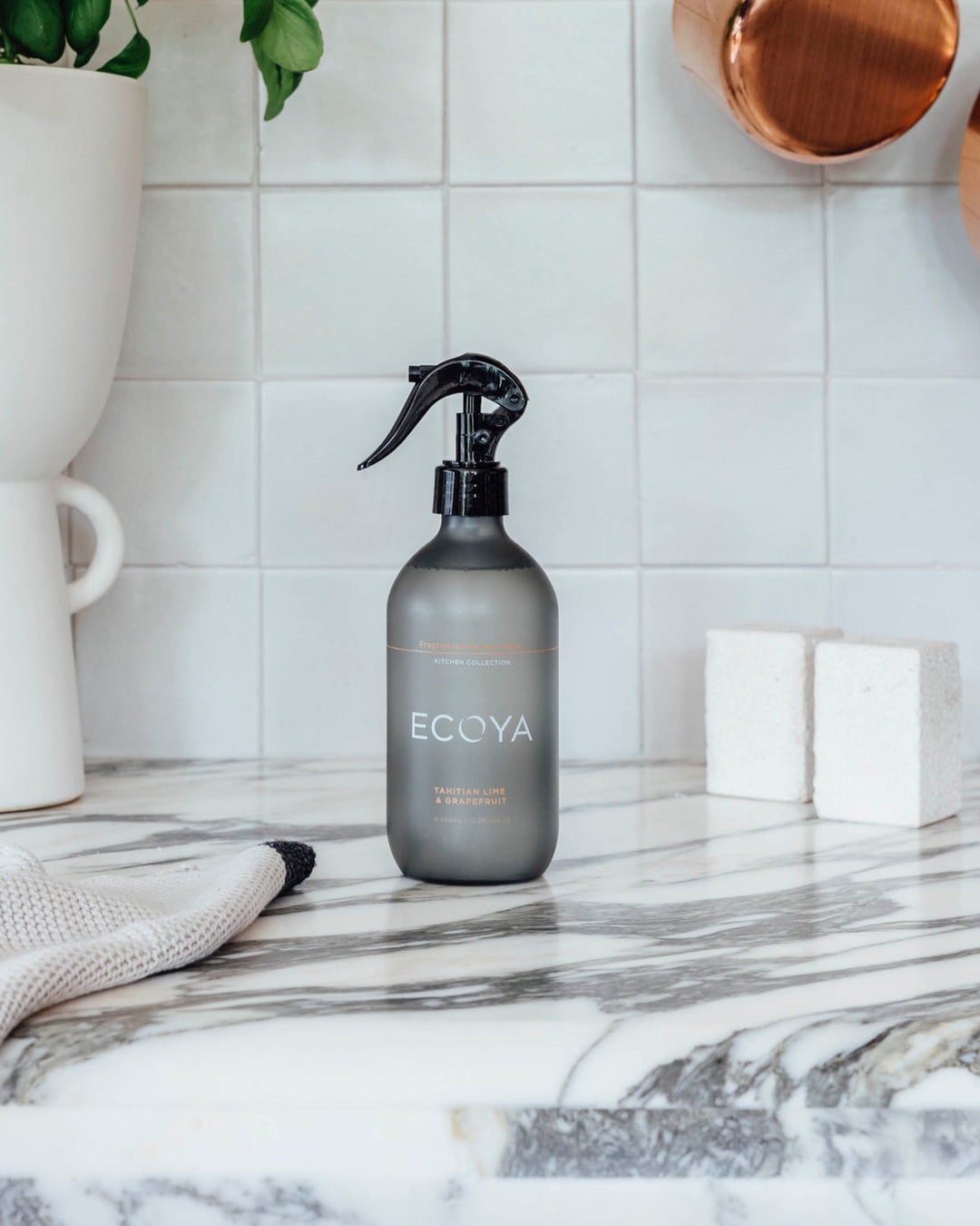 Ecoya Tahitian Lime & Grapefruit Surface Spray 450ml